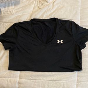 Under armour black workout top. Gently used great condition